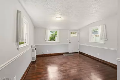 1637 Hanover Street, Cuyahoga Falls, OH 44221 - Photo 11