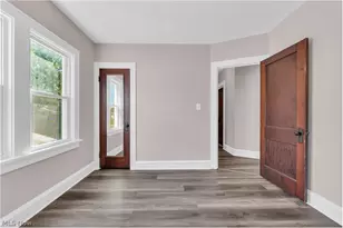 10602 Langton Ave, Garfield Heights, OH 44125 - Photo 15