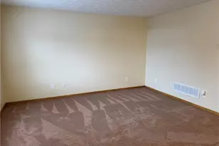 1390 Reimer Rd, Wadsworth, OH 44281 - Photo 17