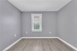 317 Illinois Ave, Lorain, OH 44052 - Photo 15
