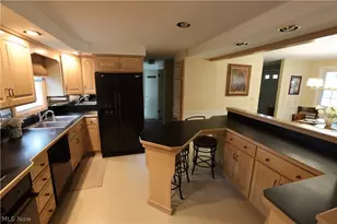 915 Nautical Dr, Vermilion, OH 44089 - Photo 15