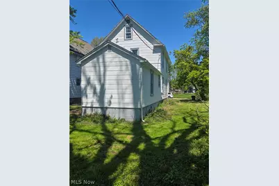 324 11th Street, Elyria, OH 44035 - Photo 3