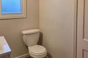 324 11th St, Elyria, OH 44035 - Photo 11