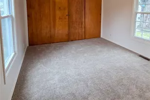 324 11th St, Elyria, OH 44035 - Photo 13