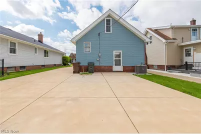 8012 Spring Garden Road, Parma, OH 44129 - Photo 33