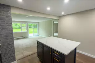 8796 Evergreen Dr, Mentor, OH 44060 - Photo 9