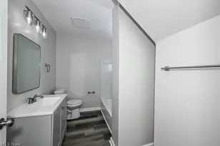 2255 Lake Rd, Akron, OH 44312 - Photo 17