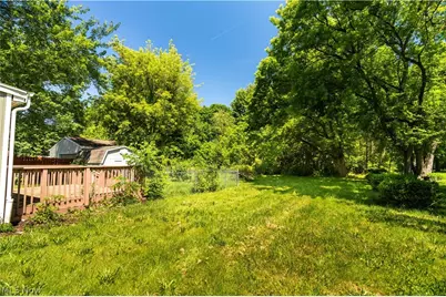 2255 Lake Road, Akron, OH 44312 - Photo 23