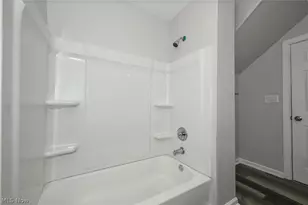 2255 Lake Rd, Akron, OH 44312 - Photo 19
