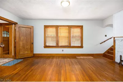 1633 Glenmount Avenue, Akron, OH 44301 - Photo 11