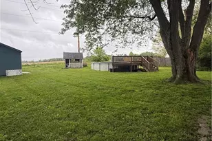 7660 Lakefield St, Louisville, OH 44641 - Photo 5