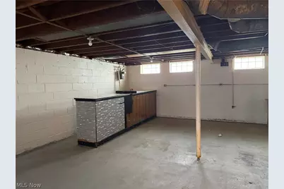 9316 Alexander Road, Garfield Heights, OH 44125 - Photo 13