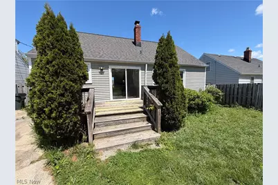 9316 Alexander Road, Garfield Heights, OH 44125 - Photo 17