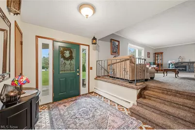 10471 Meadowhurst Lane, Chardon, OH 44024 - Photo 5