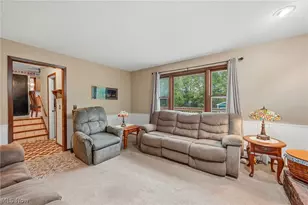 10471 Meadowhurst Ln, Chardon, OH 44024 - Photo 17