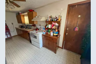1013 Bradshaw Avenue, East Liverpool, OH 43920 - Photo 17
