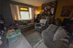 1013 Bradshaw Ave, East Liverpool, OH 43920 - Photo 9