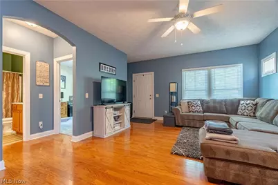 5263 Frederick Street, Barberton, OH 44203 - Photo 5