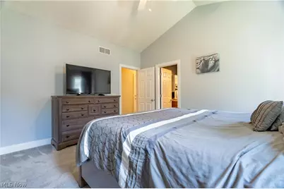 5263 Frederick Street, Barberton, OH 44203 - Photo 15