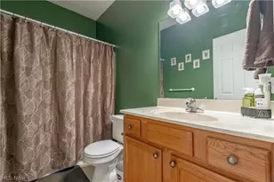 5263 Frederick St, Barberton, OH 44203 - Photo 23