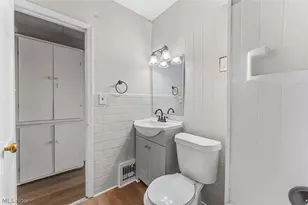 4512 Oak Park Ave, Loveland, OH 44109 - Photo 15
