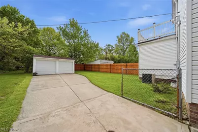 2231 Brockway Road, University Heights, OH 44118 - Photo 35