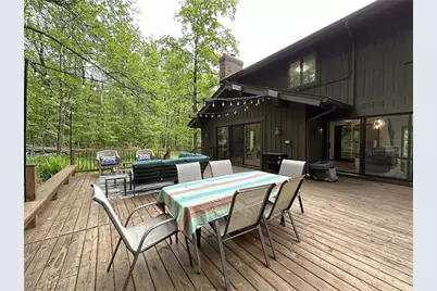 9350 Hidden Lake Drive, Chesterland, OH 44026 - Photo 43