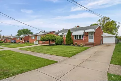 14316 Parkman Boulevard, Brook Park, OH 44142 - Photo 3
