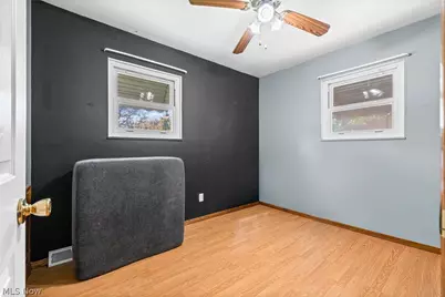 14316 Parkman Boulevard, Brook Park, OH 44142 - Photo 19