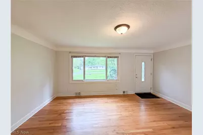 10845 Gregory Lane, North Royalton, OH 44133 - Photo 7