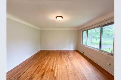 10845 Gregory Lane, North Royalton, OH 44133 - Photo 3