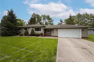10845 Gregory Ln, North Royalton, OH 44133 - Photo 19