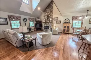 247 Spence Rd, Belpre, OH 45714 - Photo 9
