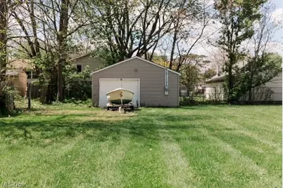 1901 Alden Avenue SW, Canton, OH 44706 - Photo 3