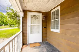 659 E Jackson St, Millersburg, OH 44654 - Photo 5