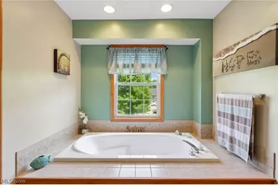 1250 Orchard Glen Drive, Amherst, OH 44001 - Photo 37
