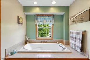 1250 Orchard Glen Dr, Amherst, OH 44001 - Photo 37