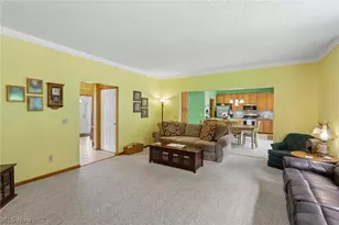 1250 Orchard Glen Dr, Amherst, OH 44001 - Photo 11