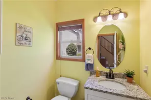 1250 Orchard Glen Dr, Amherst, OH 44001 - Photo 17
