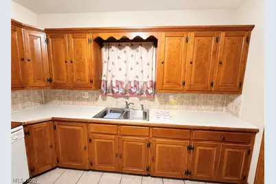 740 E Philadelphia Avenue, Youngstown, OH 44502 - Photo 5