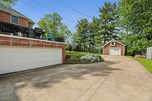 705 Overlook Dr, Alliance, OH 44601 - Photo 35