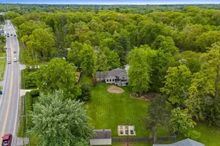 107 Hilltop Dr, Amherst, OH 44001 - Photo 45