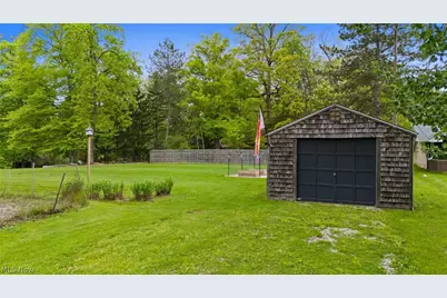 107 Hilltop Drive, Amherst, OH 44001 - Photo 49