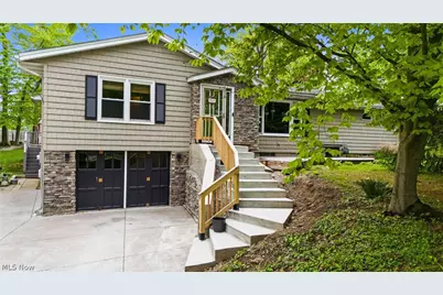 107 Hilltop Drive, Amherst, OH 44001 - Photo 3