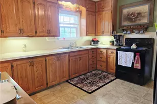 1521 Nicholear Ave, Coshocton, OH 43812 - Photo 9