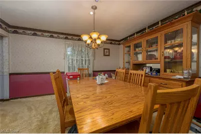1805 Heritage Circle, Dover, OH 44622 - Photo 9