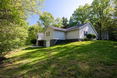 1270 Dehart Avenue, Coshocton, OH 43812 - Photo 5