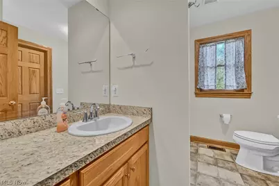 7310 Dunphys Way, Valley City, OH 44280 - Photo 25