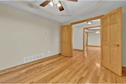 7310 Dunphys Way, Valley City, OH 44280 - Photo 5
