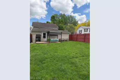 448 Cherry Street W, Canal Fulton, OH 44614 - Photo 5